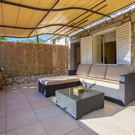 House Mlin 度假居 Kras